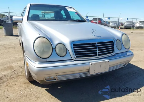 1997 Mercedes-Benz E 320 from USA, damaged, VIN WDBJF55F7VA412400